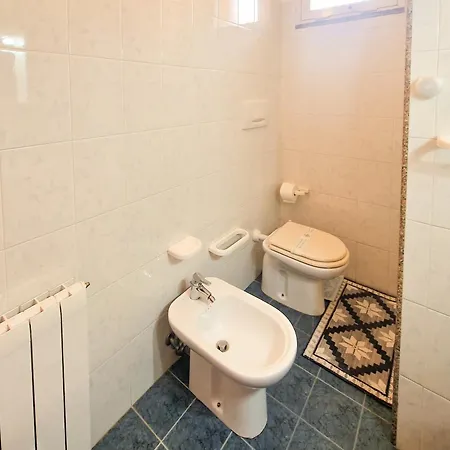 Apartment Vico House 1