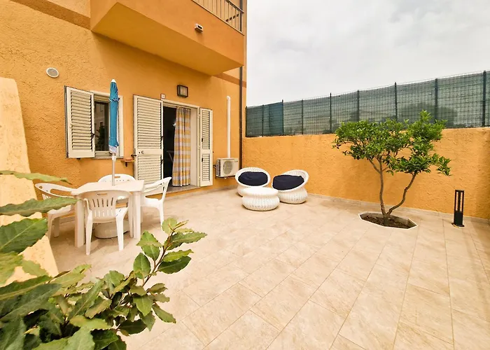 Daire Vico House 1 *